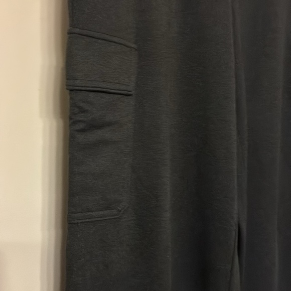 Vuori black cargo pants, with pockets size XS - Picture 5 of 7